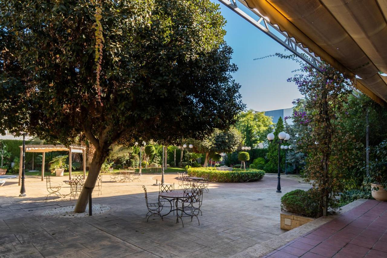 Checkin Valencia Ciscar Hotel Picanya Kültér fotó