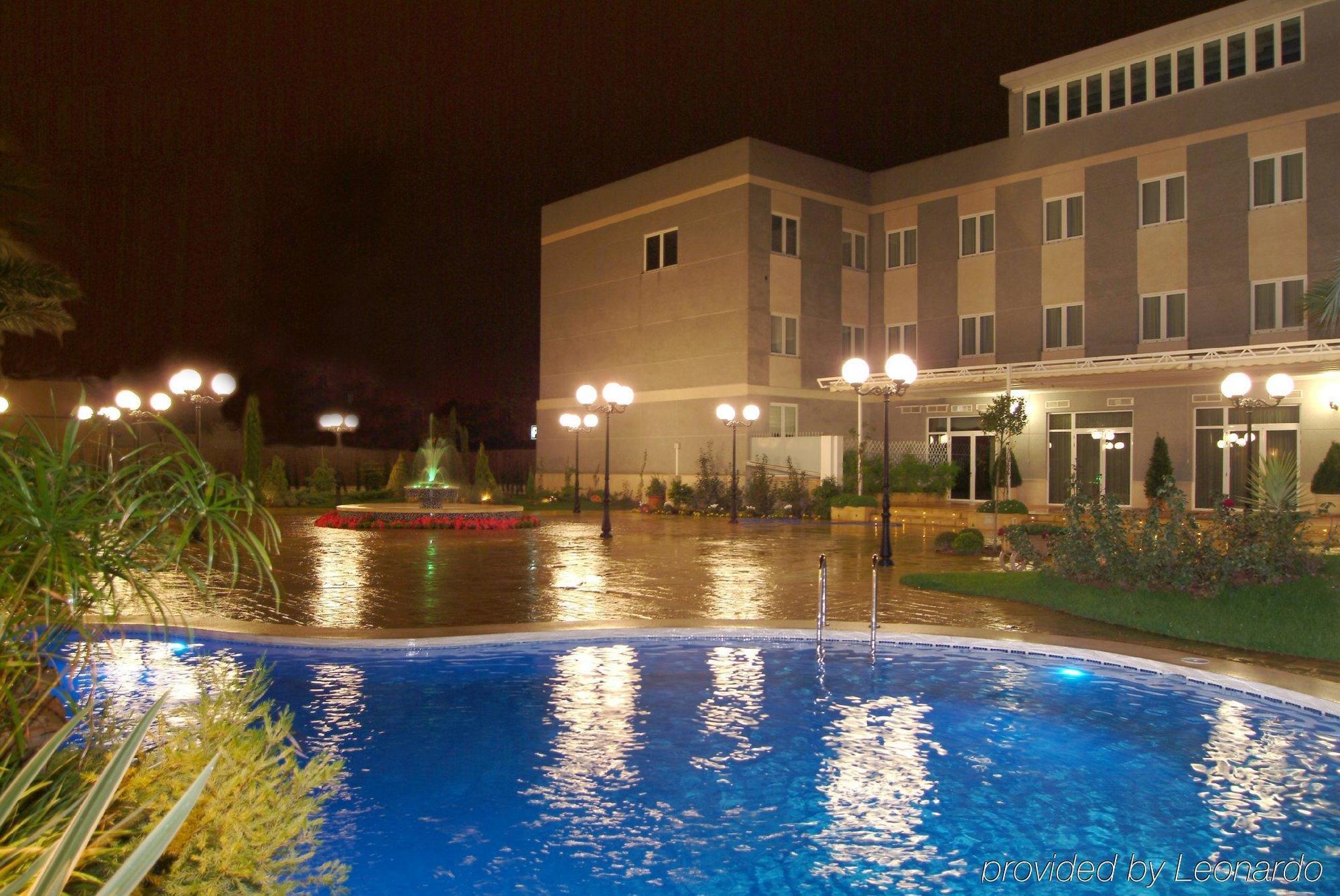 Checkin Valencia Ciscar Hotel Picanya Kültér fotó