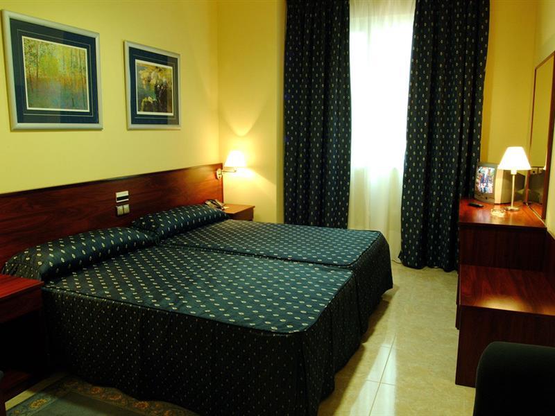 Checkin Valencia Ciscar Hotel Picanya Kültér fotó