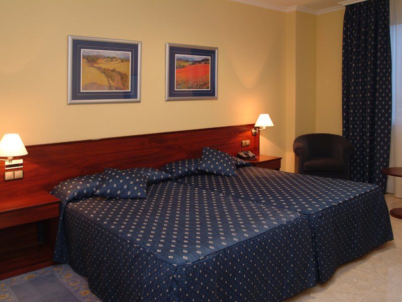 Checkin Valencia Ciscar Hotel Picanya Kültér fotó