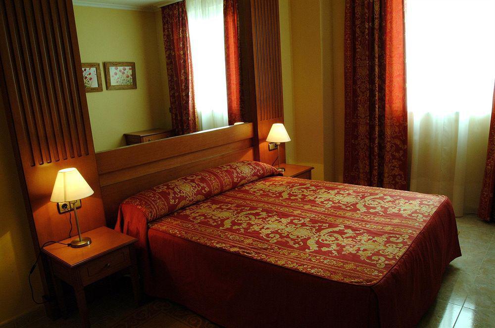 Checkin Valencia Ciscar Hotel Picanya Szoba fotó